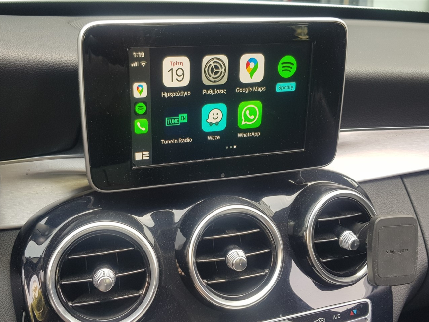 Εγκατάσταση Apple CarPlay της Unique Auto  σε Mercedes C180.