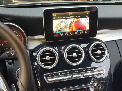 Εγκατάσταση Unique Auto Apple CarPlay Wireless σε Mercedes C180 W204.
