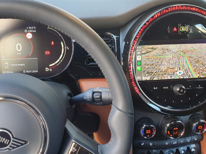 Αναβάθμιση εργοστασιακής οθόνης με Ασύρματο Wireless Apple CarPlay/Android Auto σε Mini Cooper (F57) του 2023