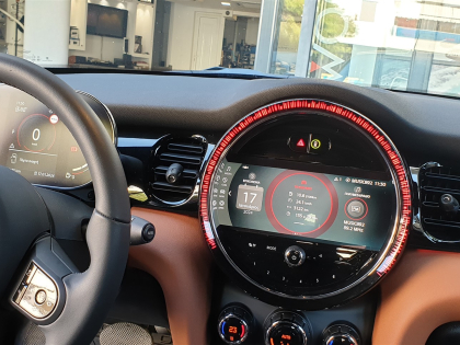 Αναβάθμιση εργοστασιακής οθόνης με Ασύρματο Wireless Apple CarPlay/Android Auto σε Mini Cooper (F57) του 2023