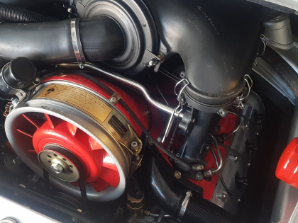 Εγκατάσταση κρυφού ηχητικού Συστήματος μέσω Audio Streaming σε Porsche 911 Model 1973, 2.4 CC.