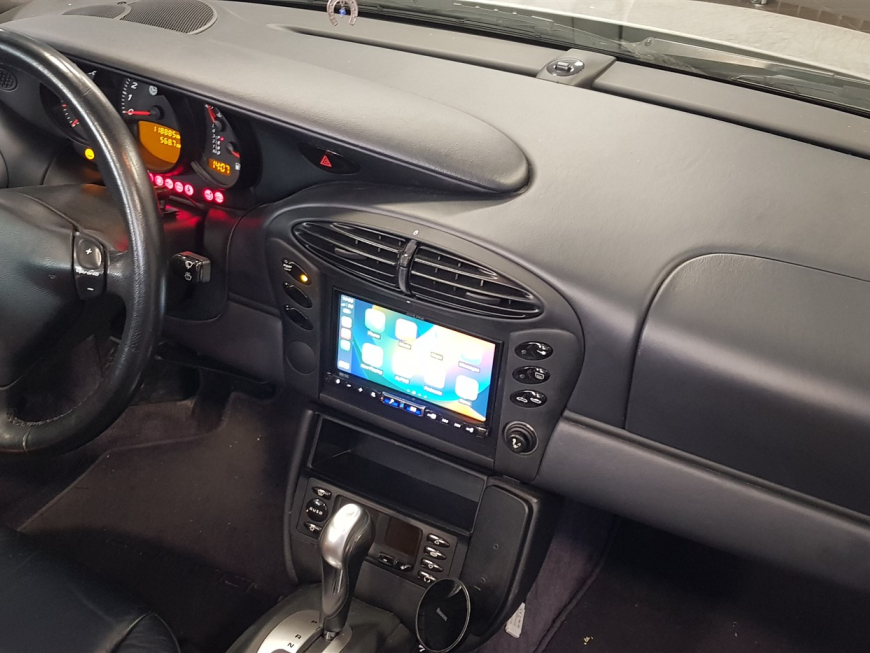 Εγκατάσταση 2DIN οθόνης Alpine Ilx-705, Apple Car Play σε Porsche Boxter 986.