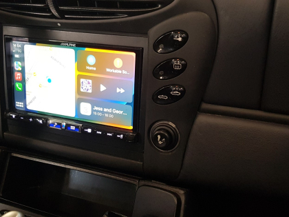 Εγκατάσταση 2DIN οθόνης Alpine Ilx-705, Apple Car Play σε Porsche Boxter 986.