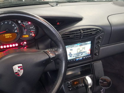 Εγκατάσταση 2DIN οθόνης Alpine Ilx-705, Apple Car Play σε Porsche Boxter 986.