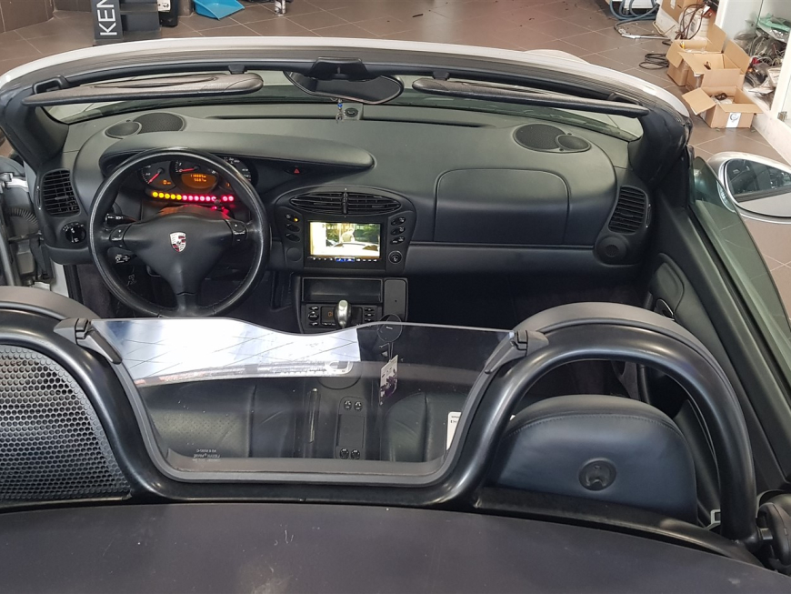 Εγκατάσταση 2DIN οθόνης Alpine Ilx-705, Apple Car Play σε Porsche Boxter 986.