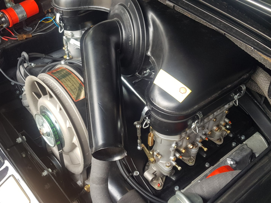 Εγκατάσταση Retro Audio System σε Porsche Carrera Model 1965