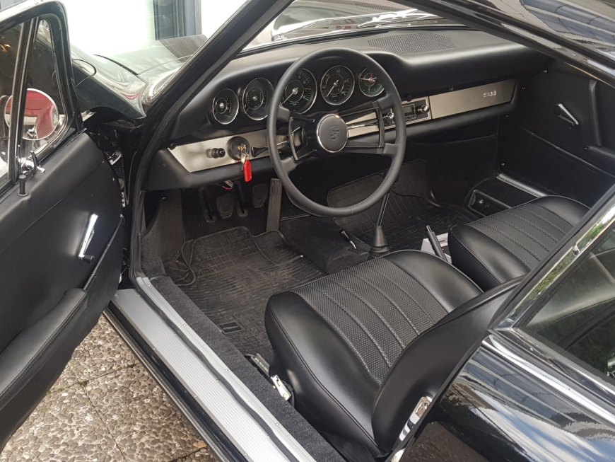 Εγκατάσταση Retro Audio System σε Porsche Carrera Model 1965