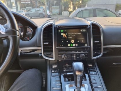Εγκατάσταση Apple Car Play, Rear Camera σε Porsche Cayenne 9YA Hybrid.