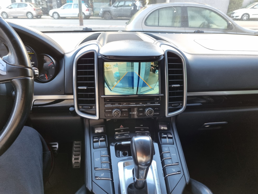 Εγκατάσταση Apple Car Play, Rear Camera σε Porsche Cayenne 9YA Hybrid.