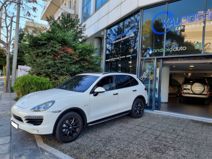 Εγκατάσταση Apple Car Play, Rear Camera σε Porsche Cayenne 9YA Hybrid.