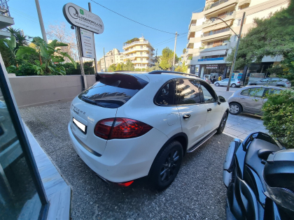 Εγκατάσταση Apple Car Play, Rear Camera σε Porsche Cayenne 9YA Hybrid.