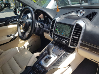 Εγκατάσταση Wireless Apple Car Play - Android Auto. Touch Screen σε Porsche Cayenne 958 Turbo S Magnum