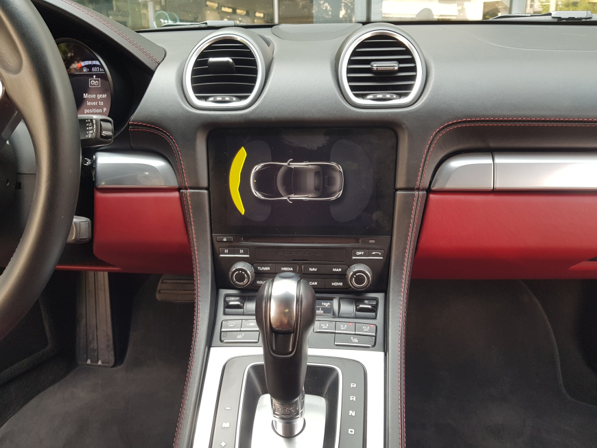 Εγκατάσταση Wireless Apple CarPlay/Android Auto της Unique Auto και Rear Camera σε Porsche Cayman (718)