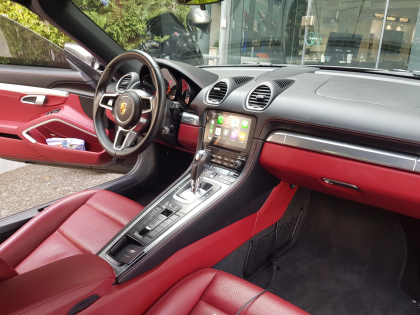 Εγκατάσταση Wireless Apple CarPlay/Android Auto της Unique Auto και Rear Camera σε Porsche Cayman (718)