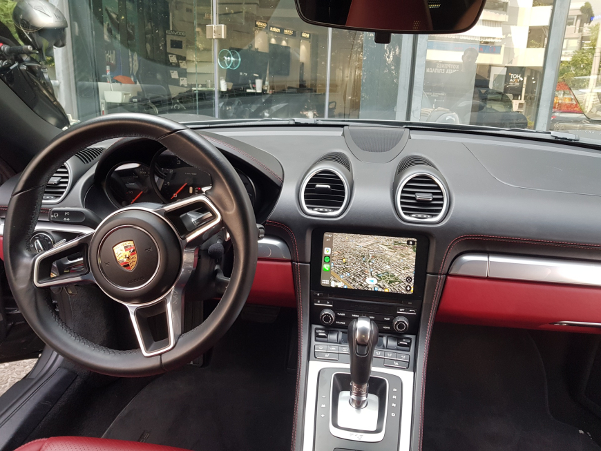 Εγκατάσταση Wireless Apple CarPlay/Android Auto της Unique Auto και Rear Camera σε Porsche Cayman (718)