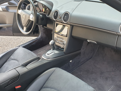 Εγκατάσταση . Alpine ILX 705D σε Porsche Cayman 987 S.