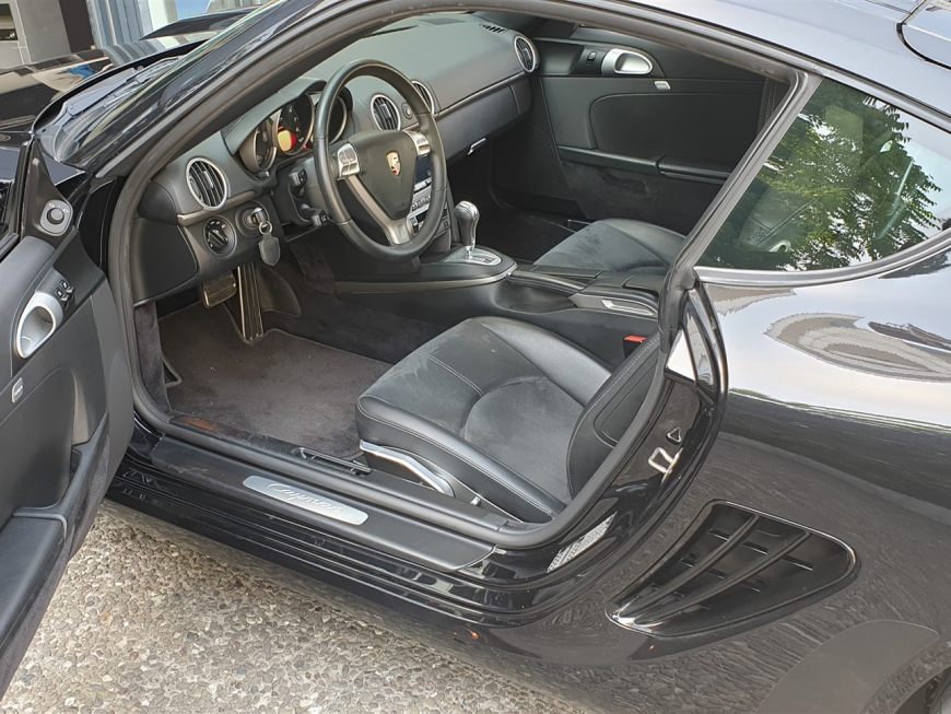 Εγκατάσταση . Alpine ILX 705D σε Porsche Cayman 987 S.