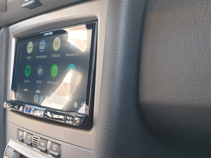 Εγκατάσταση . Alpine ILX 705D σε Porsche Cayman 987 S.