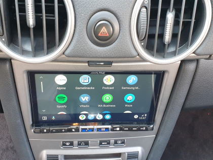 Εγκατάσταση . Alpine ILX 705D σε Porsche Cayman 987 S.