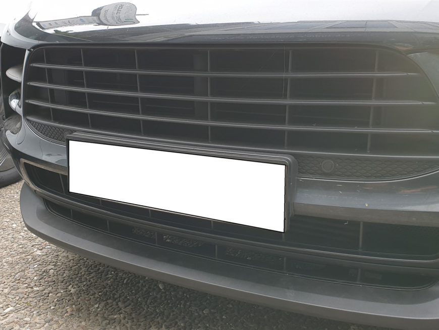 Εγκατάσταση PDC (Front & Rear Parking Sensor) σε Porsche Macan.