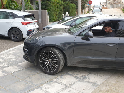 Εγκατάσταση PDC (Front & Rear Parking Sensor) σε Porsche Macan.