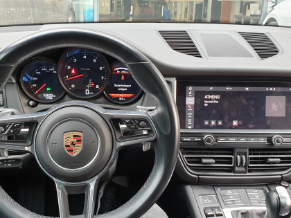 Εγκατάσταση PDC (Front & Rear Parking Sensor) σε Porsche Macan.