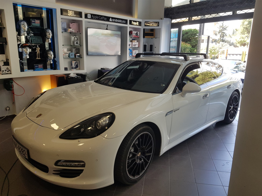 Εγκατάσταση Apple Car Play, Android Auto Wireless, Touch Screen, Mirrolink, Media Player σε Porsche Panamera 970. 