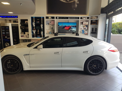 Εγκατάσταση Apple Car Play, Android Auto Wireless,  Touch Screen, Mirrolink, Media Player σε Porsche Panamera 970. 