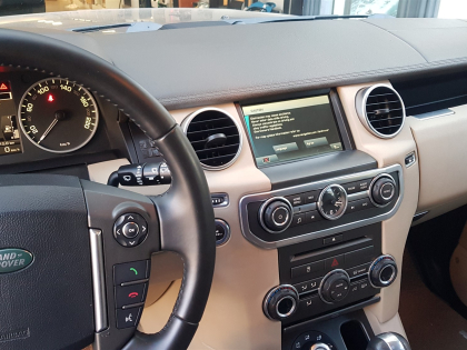 Εγκατάσταση  Apple Car Play Unique Auto σε Range Rover Discovery 4.