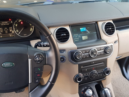 Εγκατάσταση  Apple Car Play Unique Auto σε Range Rover Discovery 4.