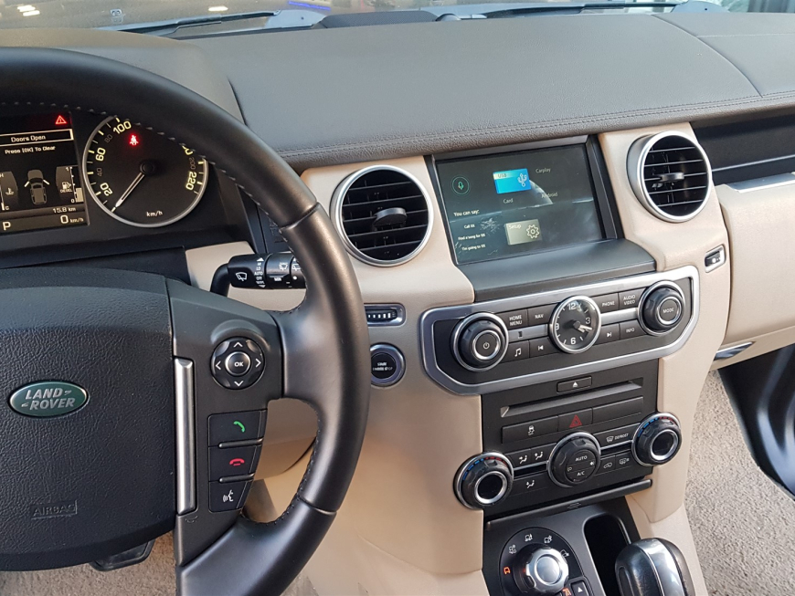 Εγκατάσταση  Apple Car Play Unique Auto σε Range Rover Discovery 4.