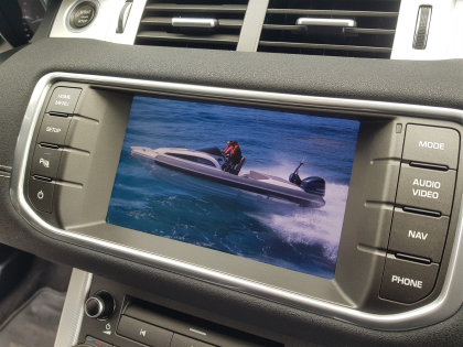 Εγκατάσταση Apple CarPlay και Android Auto στην εργοστασιακή οθόνη Range Rover Evoque 2016.