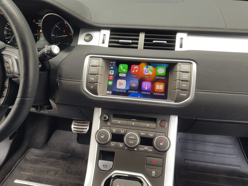 Εγκατάσταση Apple CarPlay και Android Auto στην εργοστασιακή οθόνη Range Rover Evoque 2016.
