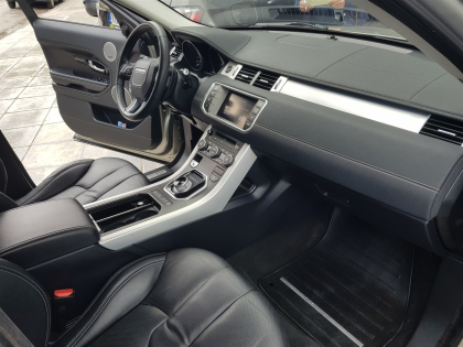 Εγκατάσταση Apple CarPlay και Android Auto στην εργοστασιακή οθόνη Range Rover Evoque 2016.