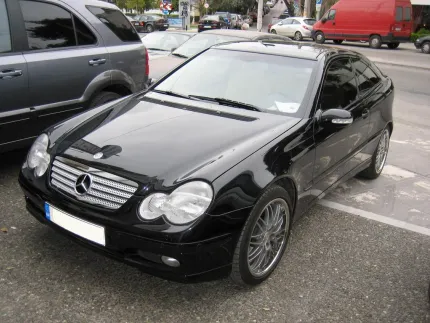 Εγκατάσταση Car Cinema & Navigation Kenwood DNX7200 σε Mercedes C200 Sports Coupe (W203).
