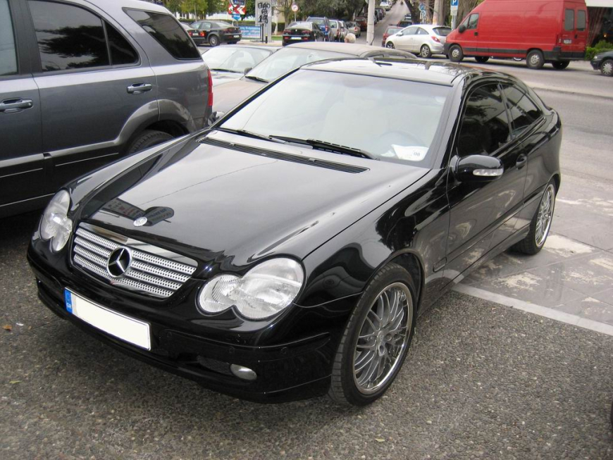 Εγκατάσταση Car Cinema & Navigation Kenwood DNX7200 σε Mercedes C200 Sports Coupe (W203).