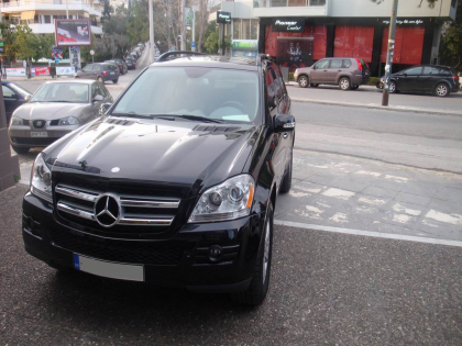 Εγκατάσταση Kenwood DDX8022BT και σύστημα πίσω οθονών Alpine σε Mercedes GL 500.