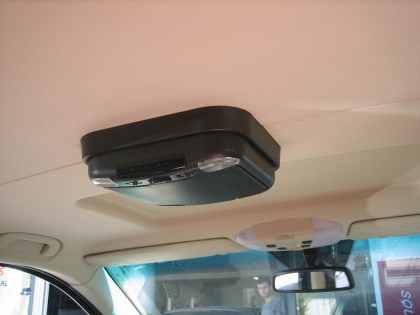 Εγκατάσταση Car Cinema και συστήματος πλοήγησης Kenwood DNX-7200 με εξοπλισμό Audiovox σε Mercedes Viano.