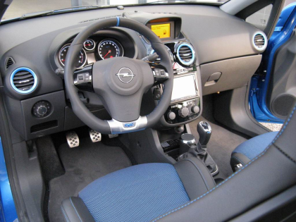 Εγκατάσταση οθόνης 2Din Kenwood σε Opel Corsa OPC