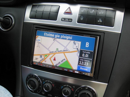 Εγκατάσταση Car Cinema & Navigation Kenwood DDX-8029 σε Mercedes C230 (W203).