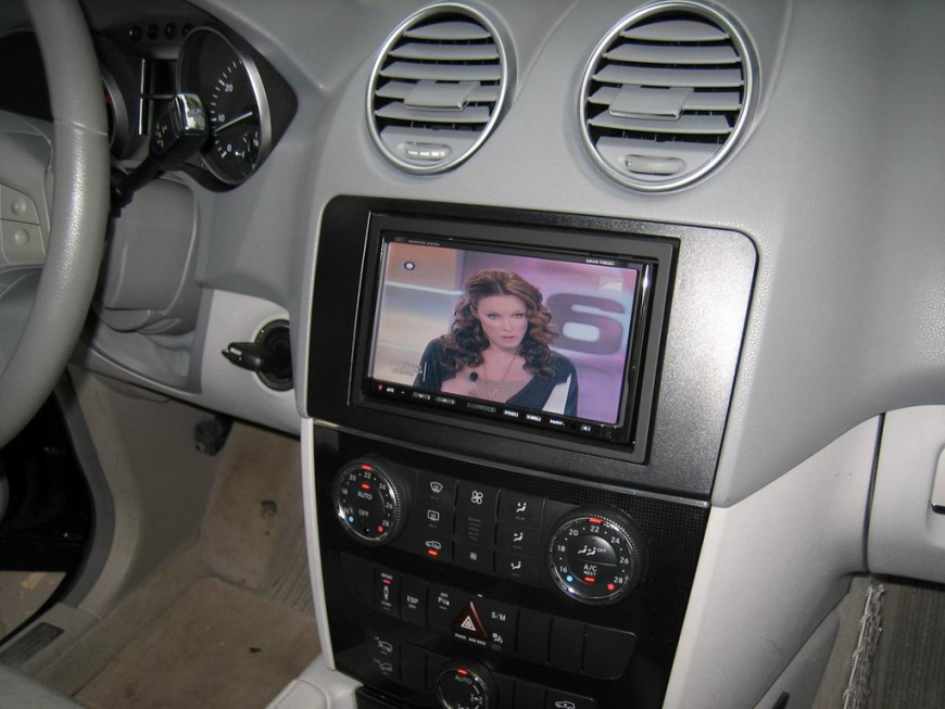 Εγκατάσταση Car Cinema & Navigation Kenwood DNX7200 σε Mercedes ML 350.