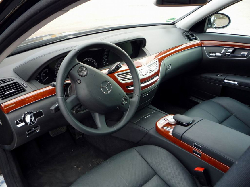 Εγκατάσταση Car Cinema με Boa σε Mercedes-Benz W221 S350.