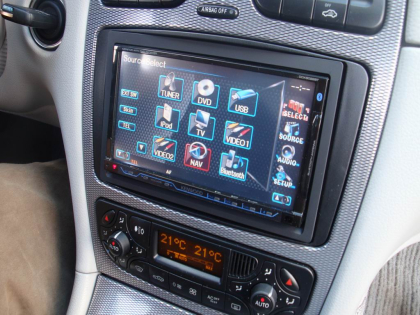 Εγκατάσταση Car Cinema Kenwood DDX8022BTY σε Mercedes C200.