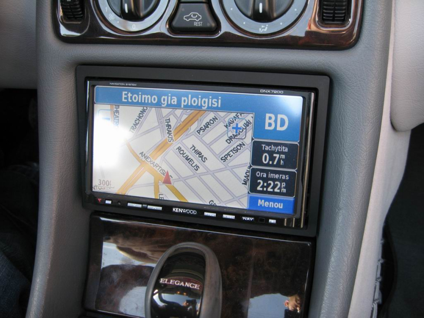 Εγκατάσταση Car Cinema και συστήματος πλοήγησης Kenwood DNX7200 σε Mercedes CLK 200.