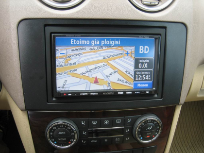 Εγκατάσταση Car Cinema Navigation Kenwood DNX-7200, Xenon Lights & Camera σε Mercedes ML 350 (W164).