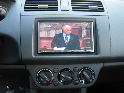Εγκατάσταση Car Cinema Navigation Kenwood DDX-6029 σε Suzuki Swift