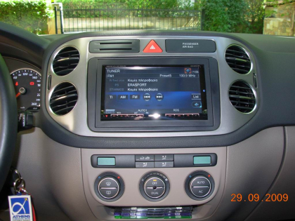 Εγκατάσταση Car Cinema Navigation Kenwood DDX8024BT με Navibox σε Volkswagen Tiguan