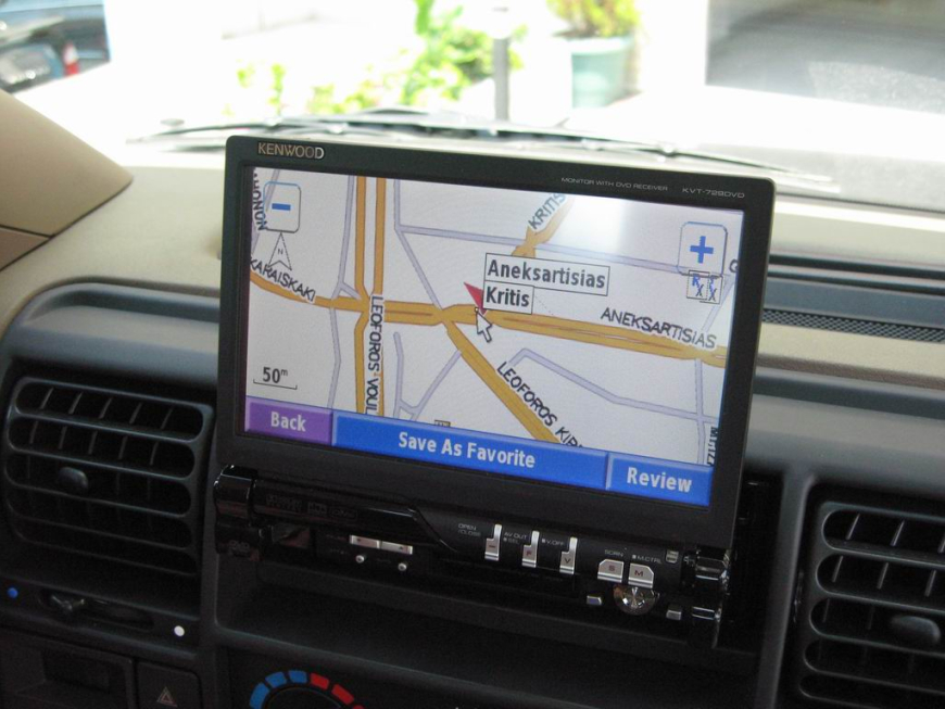 Εγκατάσταση Car Cinema Navigation Kenwood KVT-729DVD & KNA-G520 σε Land Rover