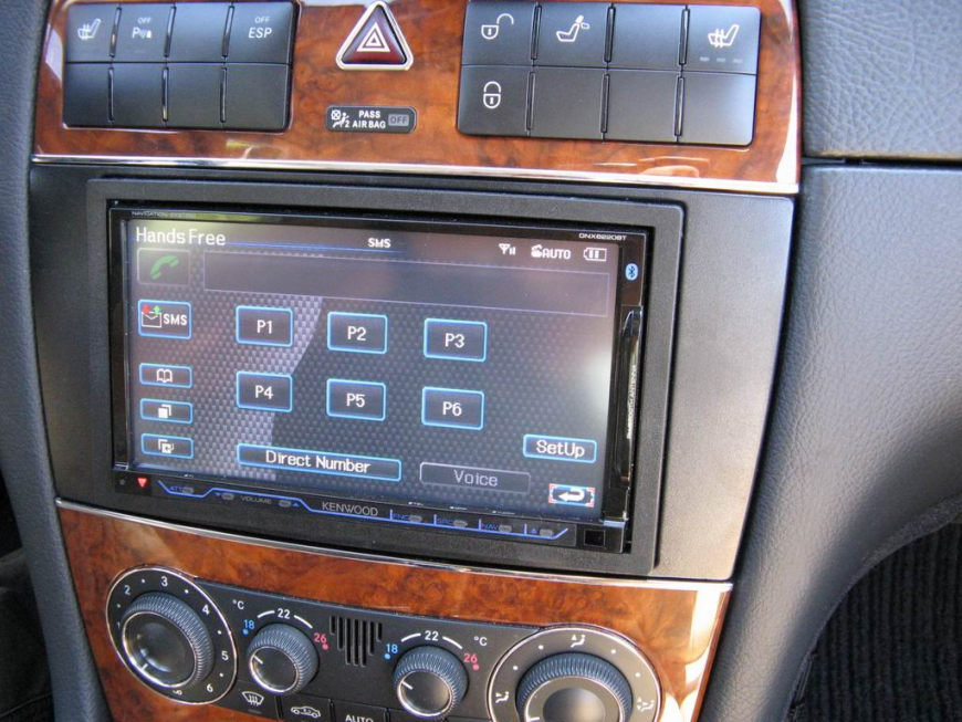 Εγκατάσταση Car Cinema & Navigation Kenwood DNX8220BT σε Mercedes C200 (W209).