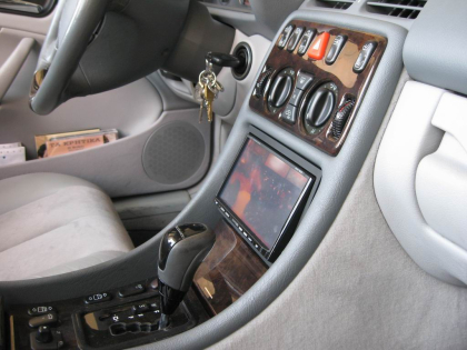 Εγκατάσταση Car Cinema και συστήματος πλοήγησης Kenwood DNX7200 σε Mercedes CLK 200.